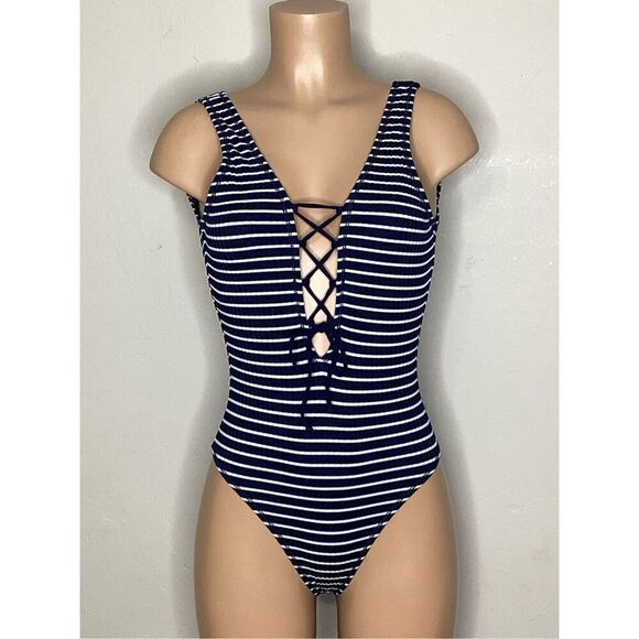 New. Robin Piccone plunge neck lace-up swimsuit. Size 4. Retails $179 - Picture 4 of 12